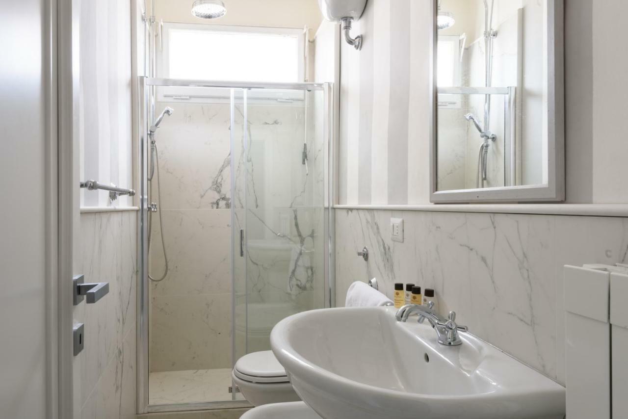 Le Mille E Una Notte Exclusive Suite Firenze Florença Exterior foto