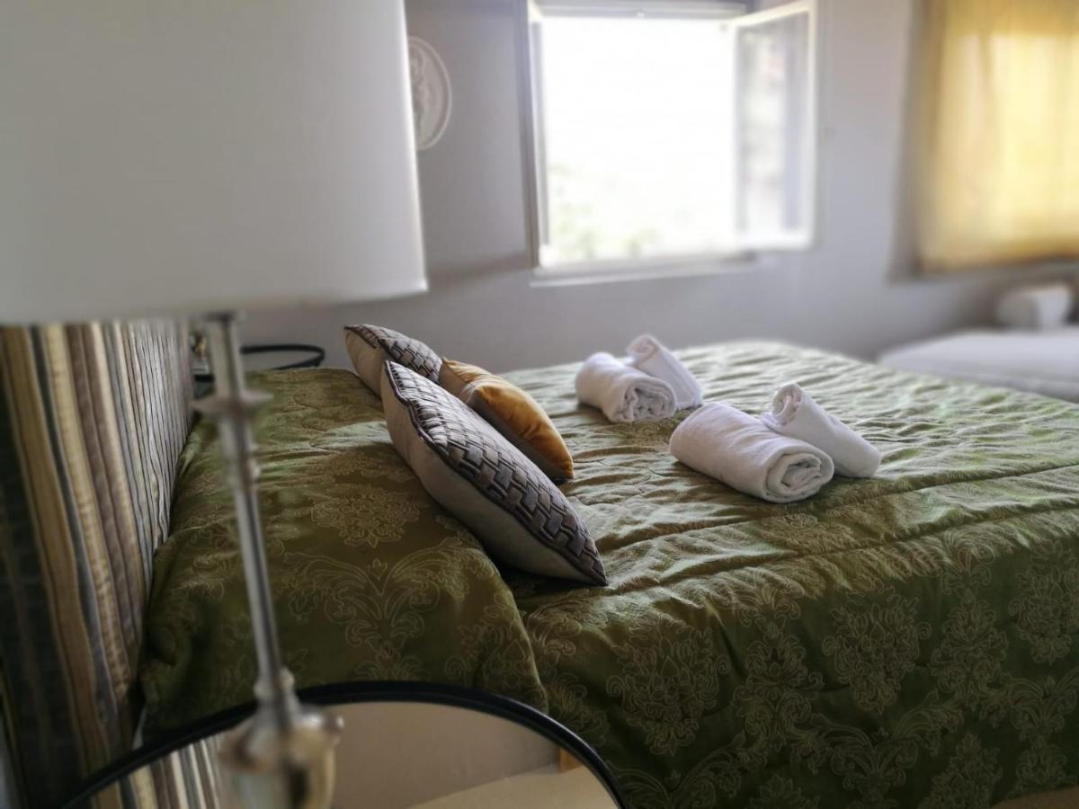 Le Mille E Una Notte Exclusive Suite Firenze Florença Exterior foto